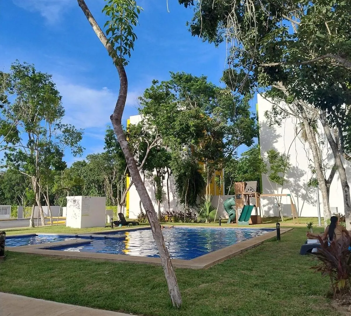 Dreams Of Arena In The Jungle Of Cancun Apartment